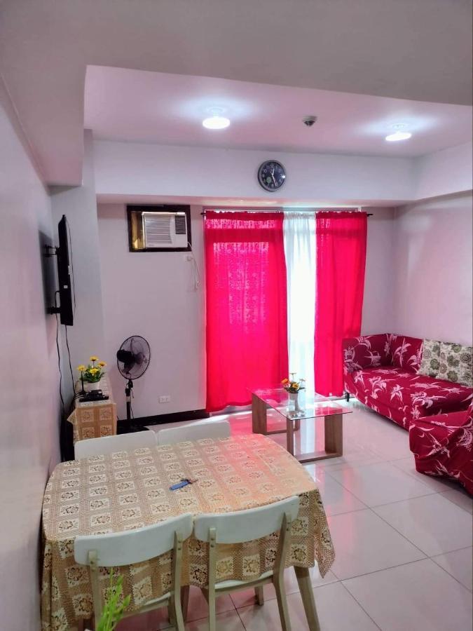 Cubao ManhattanHeights Unit 7EF Tower B, 1BR Manila Exterior foto